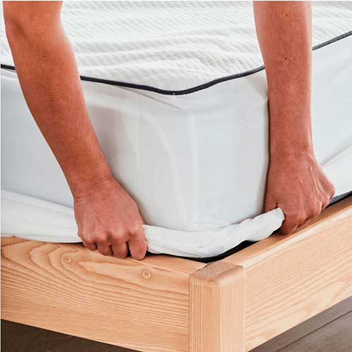 Protector de colchón para prevenir manchas